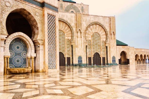Morocco itineraries for two weeks starting in Casablanca